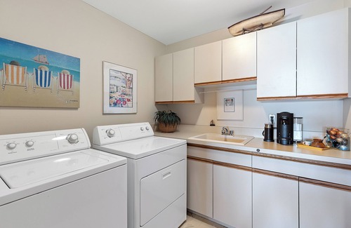 Boyne City Condo | NEW! Lake Charlevoix Harborage Condo, lower level, sleeps 6