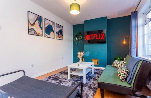 Newcastle-upon-Tyne Apartment | New Large 2 Bed entire apartment Near Newcastle upon Tyne with Free Parking
