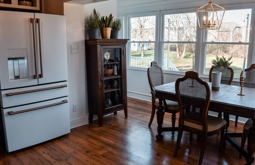 Boyds Creek House | New! Large Victorian home! Outdoor space for entertaining!