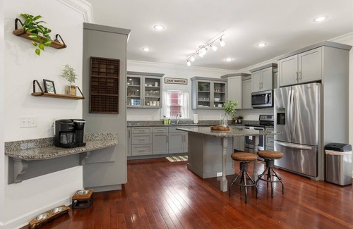 North Chattanooga House | NEW! Liberty Belle | Family + Dog Friendly | CLOSE to Downtown! | 4 Bed, 3.5 Bath