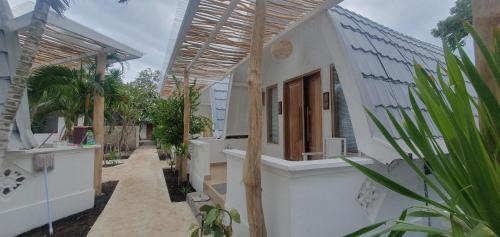 Gili Trawangan Bed & Breakfast | New Life Village