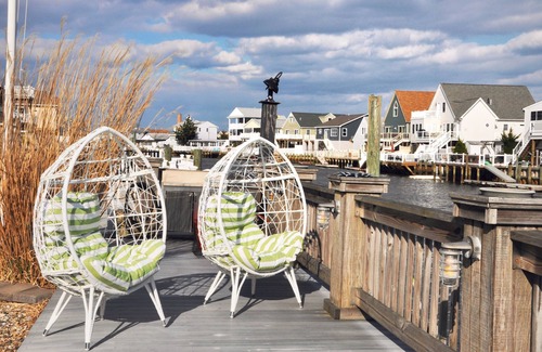 Mystic Island House | *New listing, waterfront home with two balconies, 18 miles to LBI!