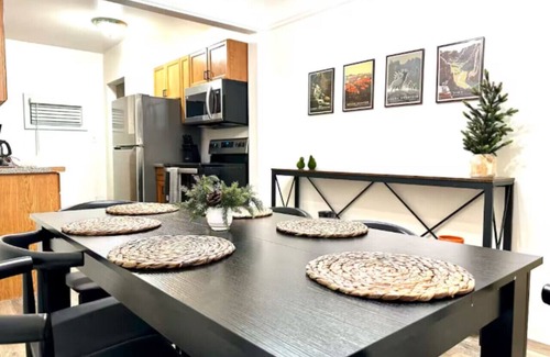 Pontiac House | NEW listing-20% off your booking