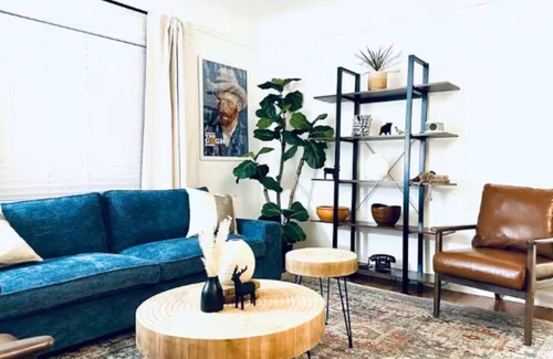 Pontiac House | NEW listing-20% off your booking