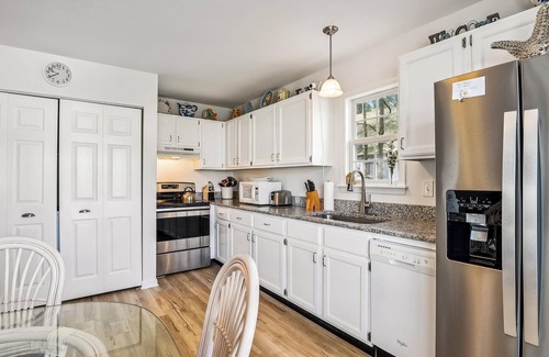 Bethany Beach Cottage | NEW LISTING 2024! Step into a true Caribbean Island time atmosphere and escape the hustle and bustle while staying in this charming beach cottage!