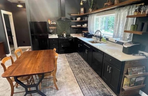 Wisconsin Dells House | New Listing 2BR/2BA lake access to Trout Lake, HotTub, Firepit, beautiful views