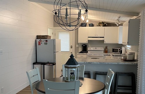 Sturgeon Bay Cottage | New Listing! 2BR Waterfront Modernized Cottage on Clark Lake