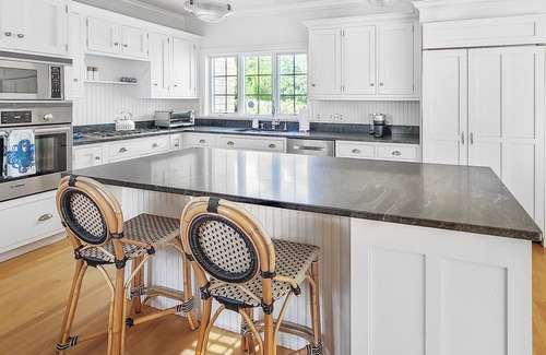 Eastham House | NEW LISTING! 3BD+ Custom Home-A/C, Hot Tub, Assoc Dock & Beach, Town Cove Views