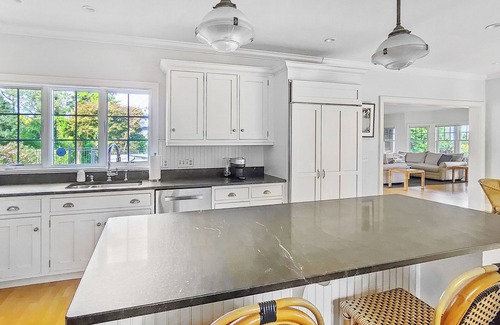 Eastham House | NEW LISTING! 3BD+ Custom Home-A/C, Hot Tub, Assoc Dock & Beach, Town Cove Views