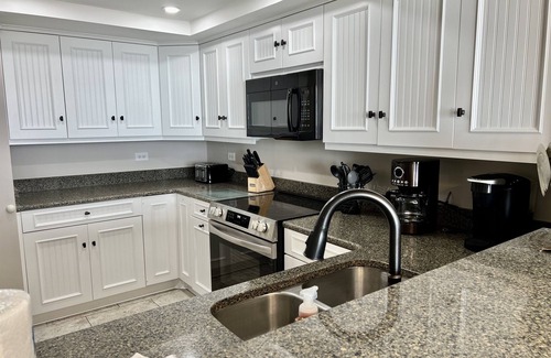 Briarcliffe Acres Condo | New Listing! 7th Floor Oceanfront & Center + Beach Locker! Book Now!