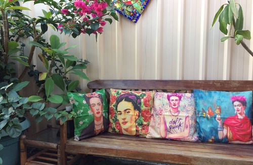 East Fremantle Cottage | NEW LISTING - BALINESE Style Studio Retreat!