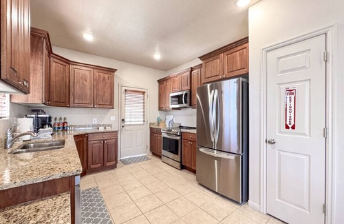 Garden City House | New Listing! Bear Lake Escape-Pet Friendly