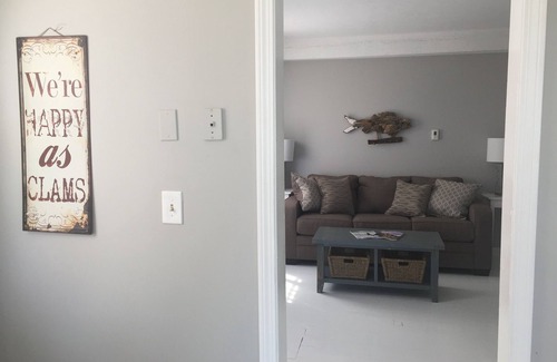 Old Orchard Beach Apartment | NEW listing.Charming BEACHFRONT with fantastic VIEWS! (C.2nd floor)