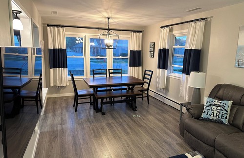 Clear Lake House | NEW Listing Charming 3-bedroom house close to the Lake/Downtown in Clear Lake IA