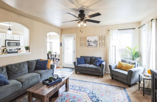 Twin Falls House | NEW LISTING! Cozy Corner Oasis with Hot Tub