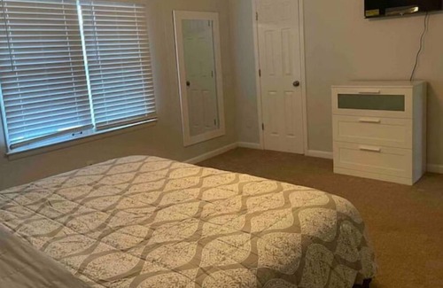 Stone Mountain House | new listing cozy home centrally located