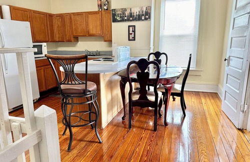 Rivermont Apartment | New Listing Discount Private 2BR Apt near Downtown Sleeps 4
