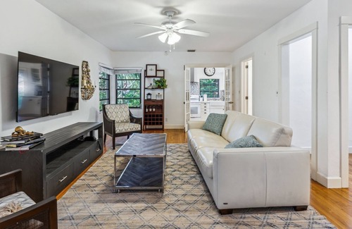 Riverside Park House | NEW LISTING! Dreaming of the Tropics! by RedAwning