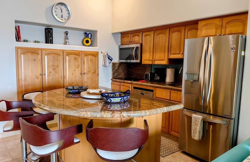 Los Cabos Condo | New Listing Expansive Ocean Views From Living Room and Bedroom + Cooks Kitchenn
