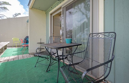 Sailhouse Condo | NEW LISTING - Fisherman`s Paradise