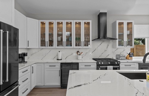 North Carolina Coast House | New Listing - High end home with private heated pool and spa, dog friendly