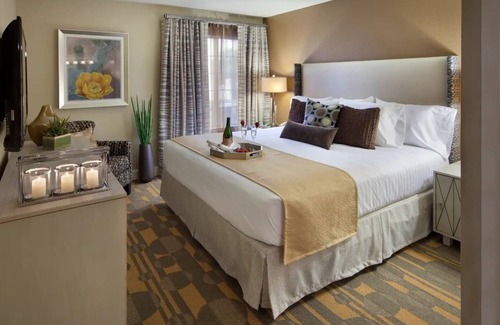 Las Vegas Resort | NEW LISTING! Holiday Inn Club Vacations *5 STARS* POOL HOT TUB Wi-Fi