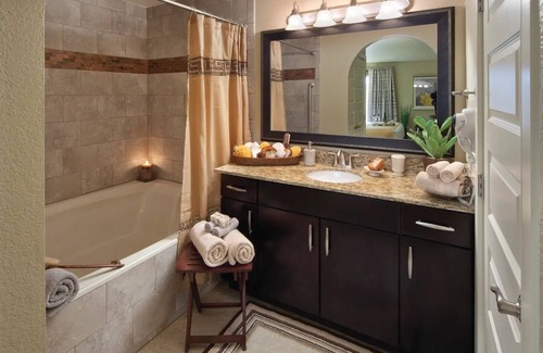 Las Vegas Resort | NEW LISTING! Holiday Inn Club Vacations *5 STARS* POOL HOT TUB Wi-Fi
