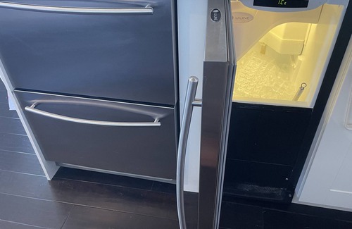 Bay Ho House | New Listing! Immaculate 3 Bedroom Private Home - Bay Views!