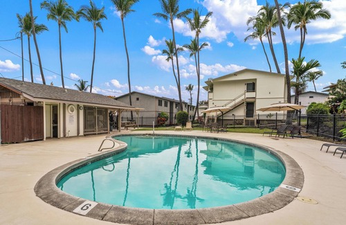 Historic Kailua Village Condo | New Listing! Kona Kai Remodeled | Sleeps 6 | AC
