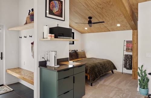 Creede Condo | New Listing! Luxury Uptown Loft and Studio Combo-Heart of Downtown Creede