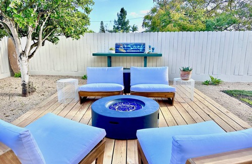 West Mesa Cottage | New Listing! MesaRoc Surf Lodge A funky chateau steps to the beach or the action