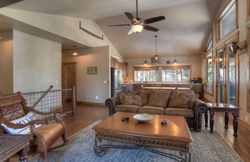 Pagosa Springs House | New Listing! Modern Rustic Mountain Interior- Near Hot Springs and Wolf Creek