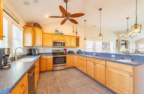 Nags Head House | 🌊 New Listing!🌴 Ocean Views Elevator Heated Pool Pets 2min to Beach!