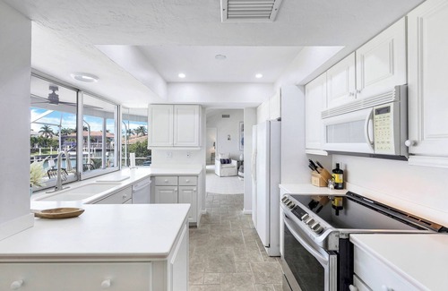 Marco Island House | New Listing! Recently updated waterfront 3-bedroom home with heated pool