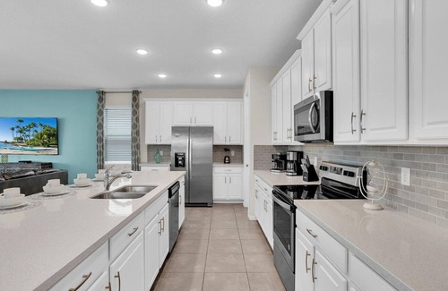 Kissimmee House | New Listing! Solara Resort, 8mi to Disney & 15mi to Universal - GRH575768