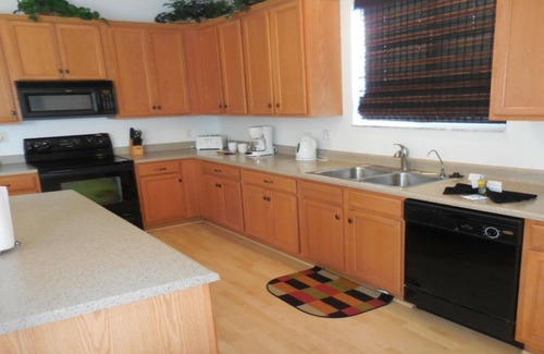Kissimmee House | New Listing! Somerset at Remington Resort, 14mi to Disney & 15mi to Universal - SM227101