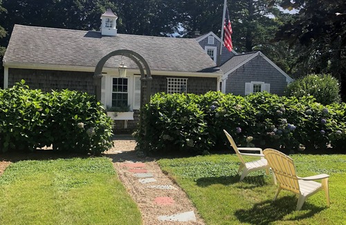 Brewster House | NEW LISTING! Spacious Brewster Beach Retreat – Walk to Multiple Beaches!