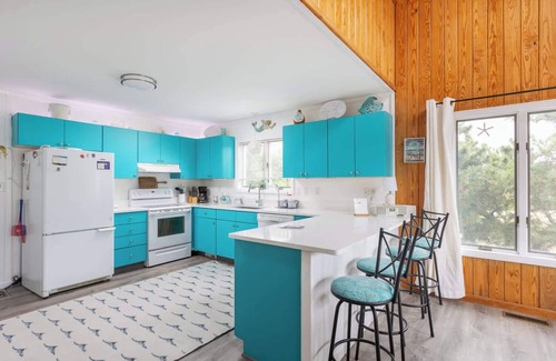 Duck House | New Listing! Steps from beach & sound access.