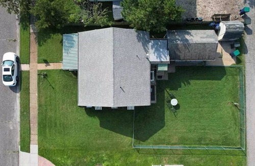 A-Zone House | New Listing - Steps to the Beach in A-Zone