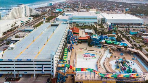 Daytona Beach House | -New Listing!- Stunning 2BR condo with Private Oceanfront Balcony at The Wyndham Ocean Walk Resort