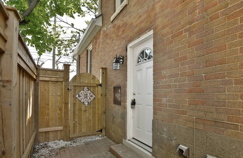 Hamilton House | New Listing .....Sun Rise Home , Unlimited High Speed Internet And Much More!