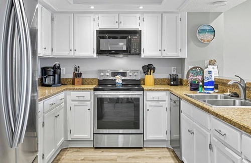 St. Augustine Beach Condo | New Listing! Tastefully Updated Condo Just a Short Stroll To The Beach!