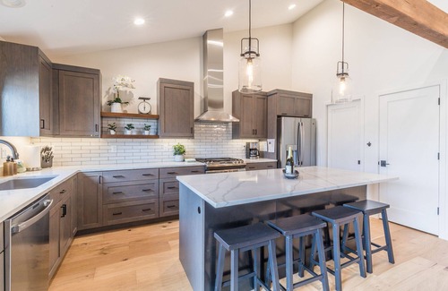 Ridgway House | New Listing - The Summit! Brand New Luxury Townhome-Air Conditioning