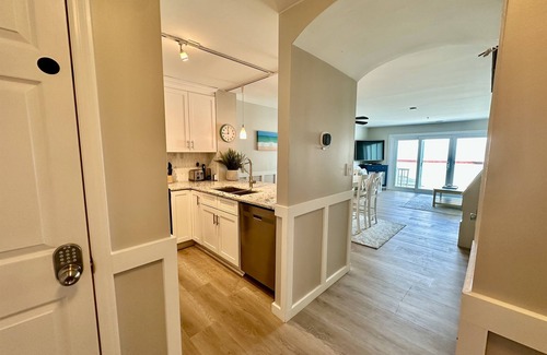 North Topsail Beach Condo | New Listing Villa Capriani- 2 bed ocean view condo