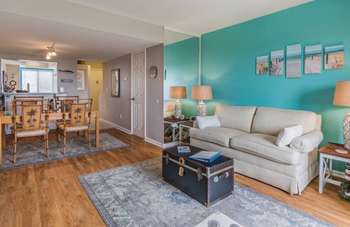 Beachwalk Condo | NEW LISTING! Ocean Front on Harbor Island - K Building