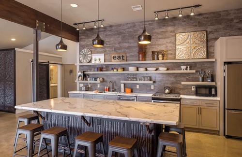 Moab House | New Listing! Walk to Downtown Moab | Hot Tub | Ideal for Groups
