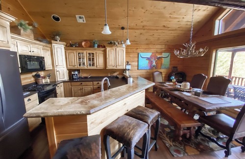 Eucha House | NEW! Lodge Style Grand Lake 6-bedroom Cabin & Private Dock. Great for families.