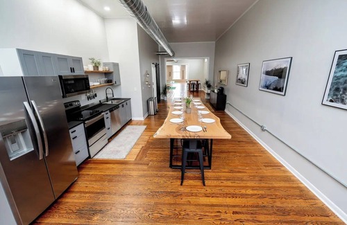 Williamsport Apartment | New Loft 1884-Luxury Downtown
