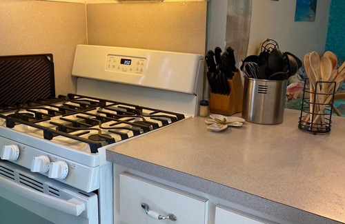 Lucaya Condo | New Lower Rates! Beautiful, Tropical 2 BR/2 Full Bath, Port Lucaya, Freeport