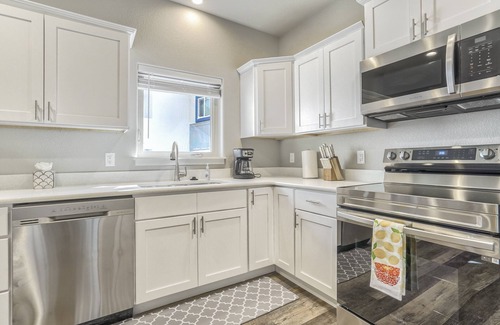 Northeast Colorado Springs Condo | New Lower Unit Condo-Pet Friendly-North CS-USAFA